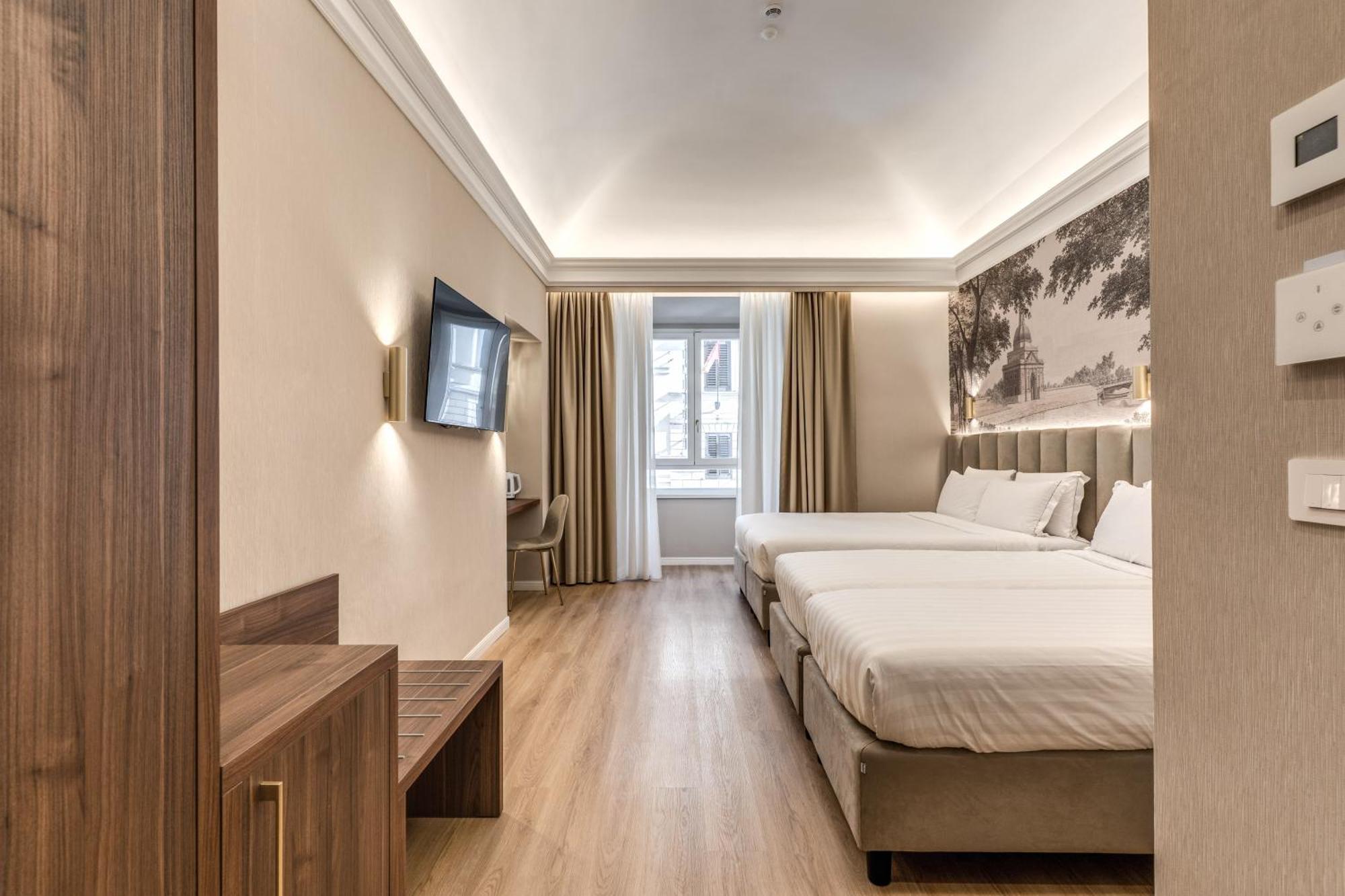 Lumi Hotel *