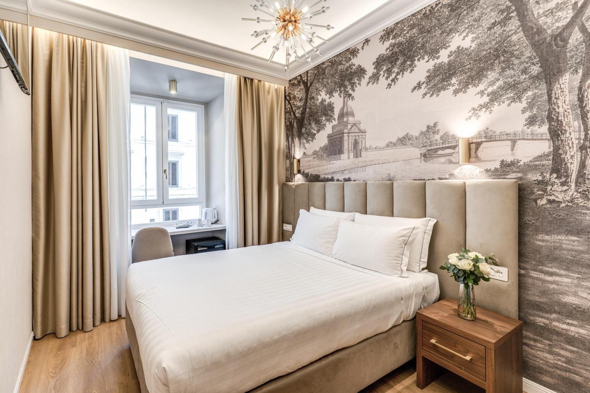 Lumi Hotel *